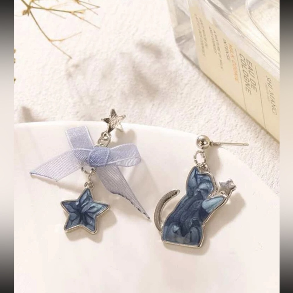 βοΈ Adorable Mismatched Kitty Cat Star Ribbon Bow Stud Earrings π